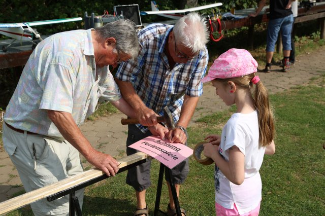 2013_0810_085303aa